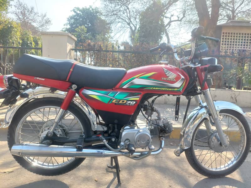 Honda CD70 like new 1