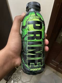 Prime hydration Glowberry , Strawberry banana