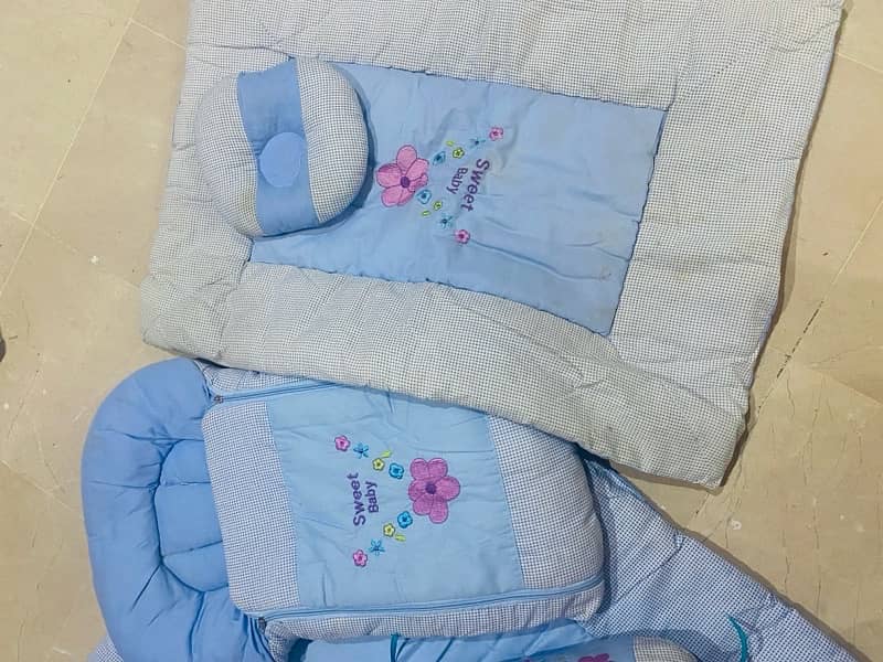 7 piece newborn baby bedding new condition 5