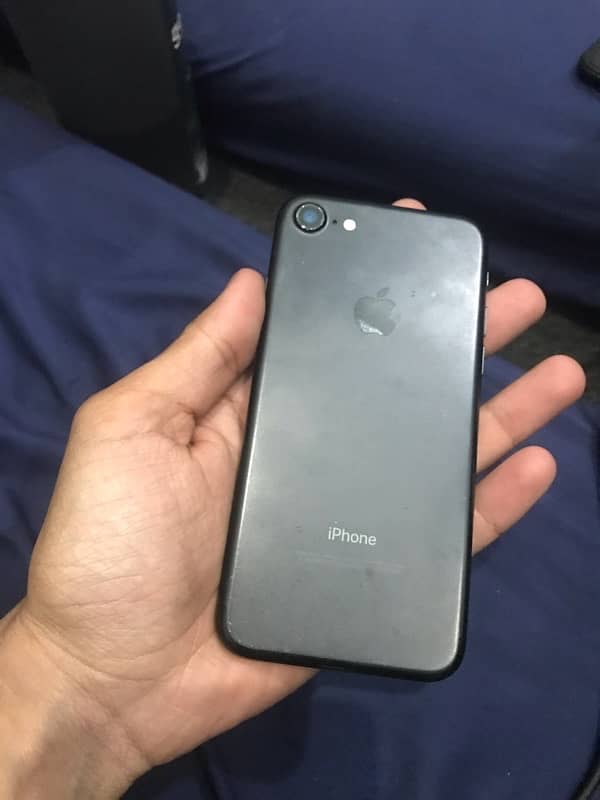 IPhone 7  Non PTA 128 GB 5