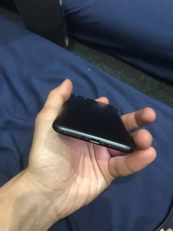 IPhone 7  Non PTA 128 GB 6