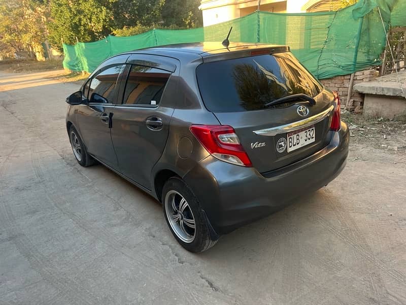 Toyota Vitz 2014 12