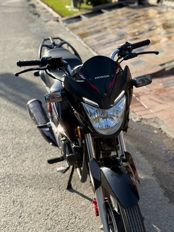 Honda cb150f 10