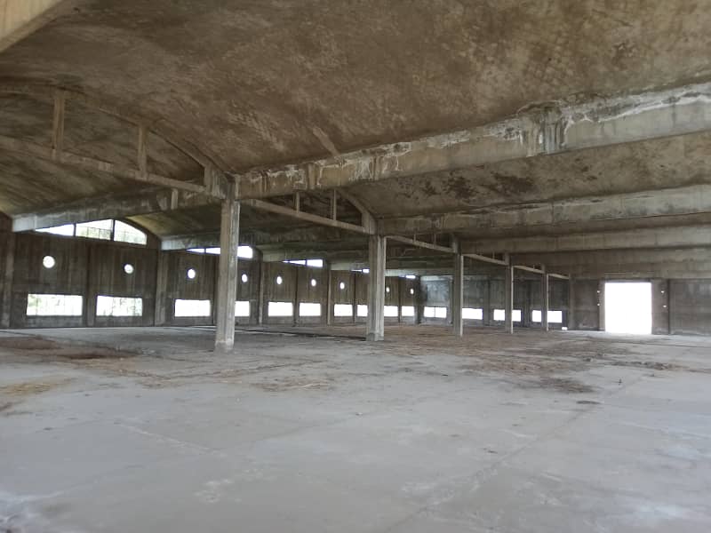 ONE LAC SQFR WAREHOUSE FOR RENT MANGA RAIWIND ROAD MULTAN ROAD SHEKUPURA ROADLAHORE 13