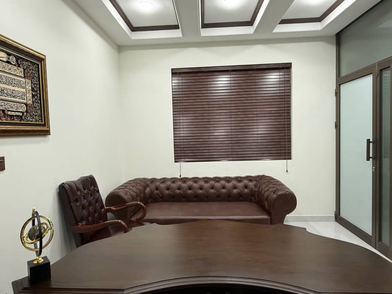 Commercial Floor Available For Rent In Johar Town 4