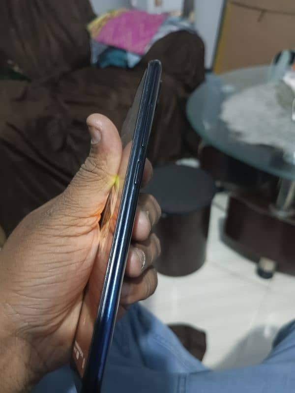 vivo y93 3gb 32gb officel PTA aproved 4