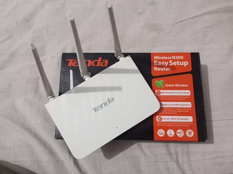 Tenda F3 Wireless Router 0