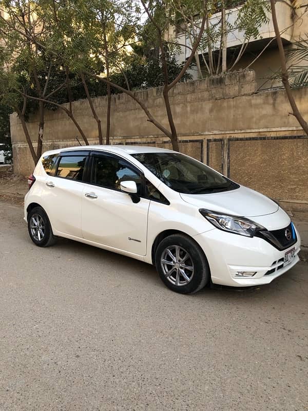 Nissan Note E Power 2018 0