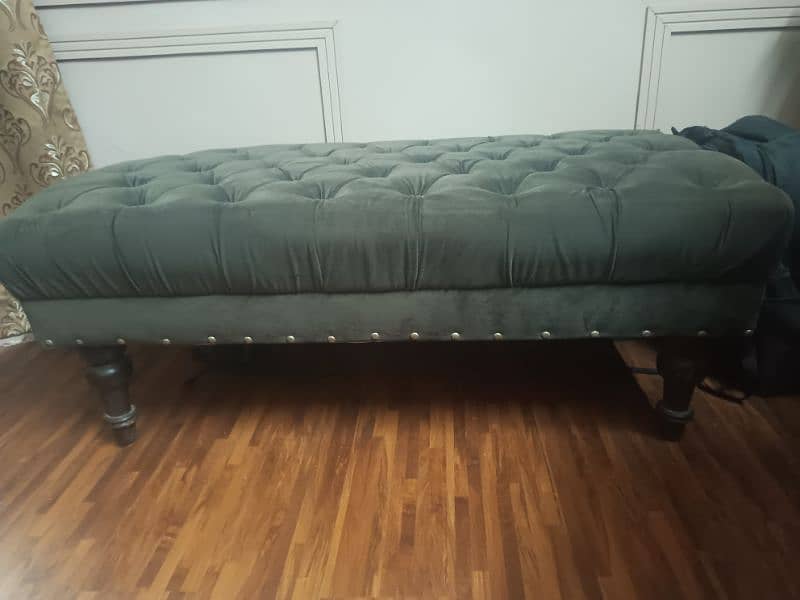 L shaped sofa and puffy set 6