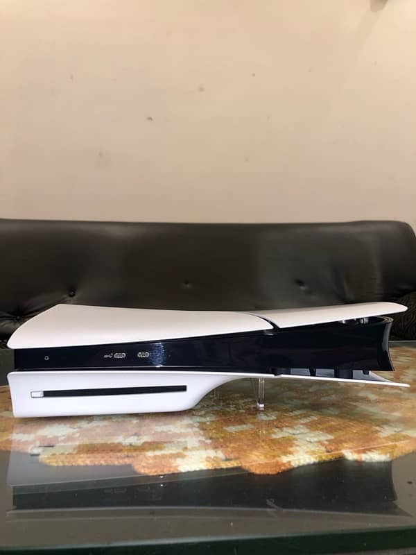 Playstation 5 slim Uk edition 4