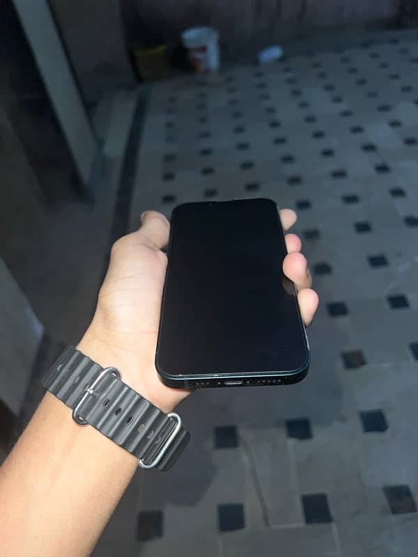 Iphone 14 midnight Colour JV 128gb 5