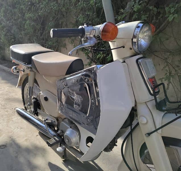 honda super cab 50cc 4 stroke 3 gear 2