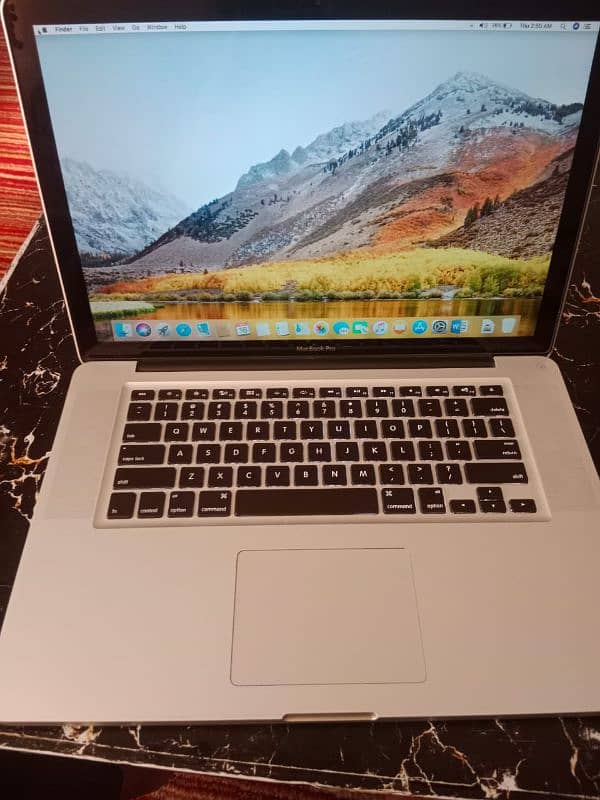 apple MacBook pro core i7 3