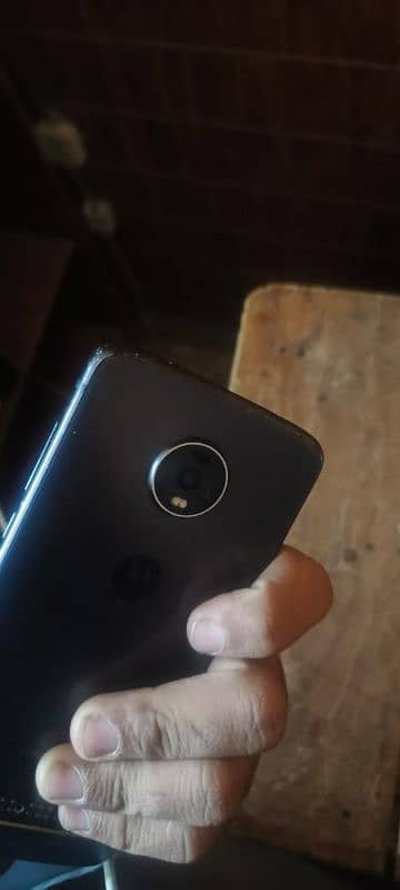 Moto z4 11000 4 128 4