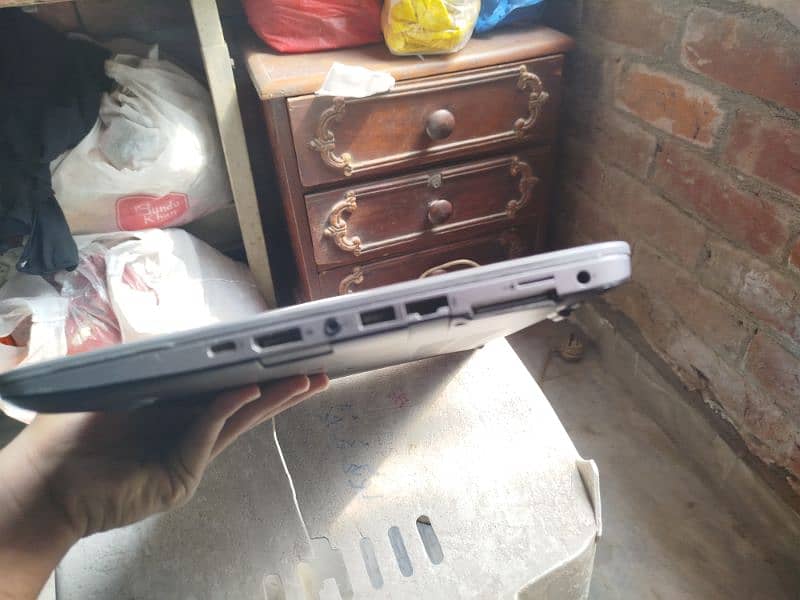 "HP Elitebook 840 G3 Laptop 6th Gen i5 8GB RAM 128GB SSD + 500GB HDD'' 1