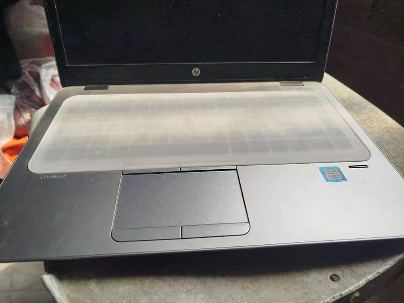 "HP Elitebook 840 G3 Laptop 6th Gen i5 8GB RAM 128GB SSD + 500GB HDD'' 4