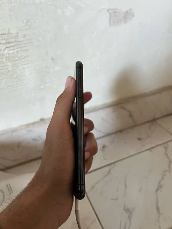 I phone Xs max PTA 2