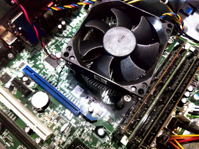 DELL OPTIOLEX TOWER CASE i5 4th generation 9