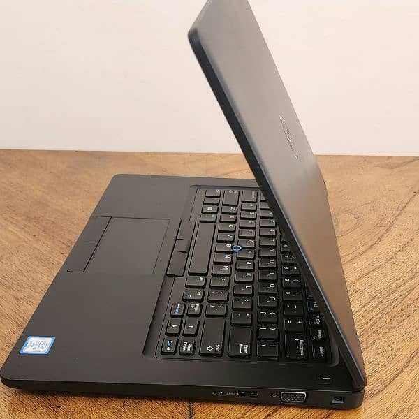 Dell Latitude Core i7 8th Generation 16GB Ram DDR4 / 256GB SSD 5