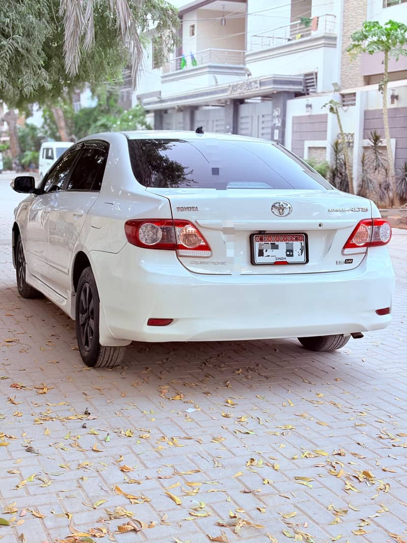 Toyota Corolla Altis 2013 2