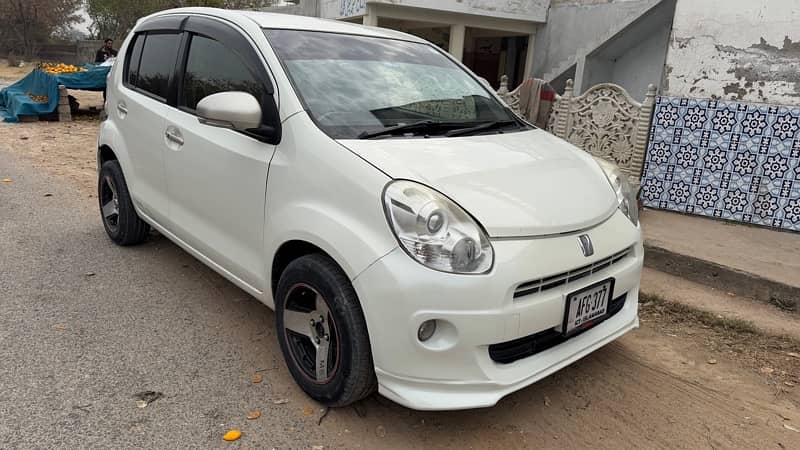 Toyota Passo 2013 2