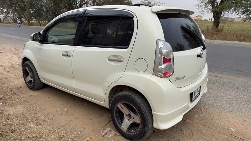 Toyota Passo 2013 3