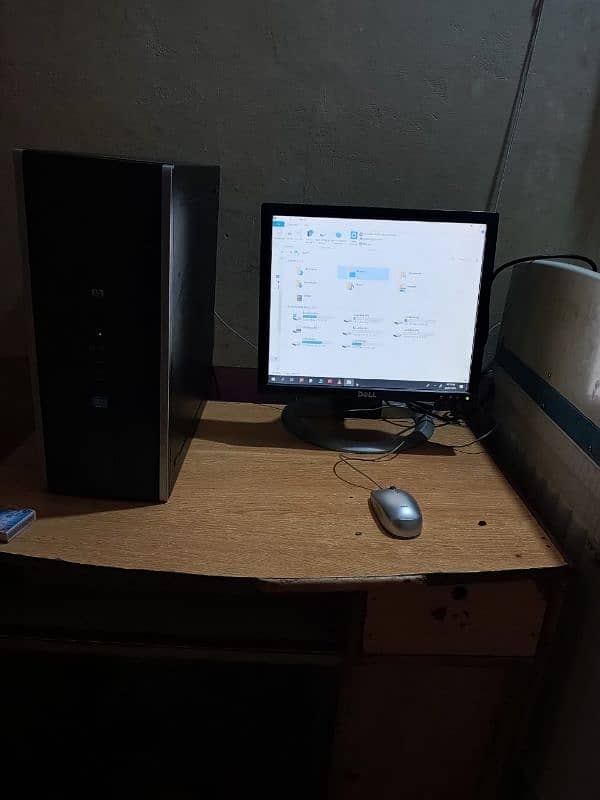 Core 2 duo E8500 [460GB Hard disk] [4 GB Ram] 3