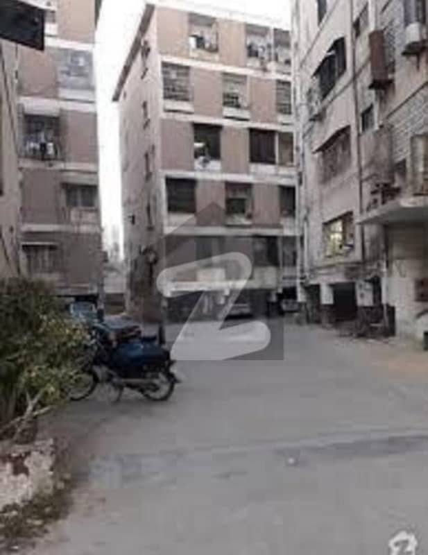 3 Bed D D 3rd Floor Boundry Wall Gulshan-e-Iqbal, Block 14 1