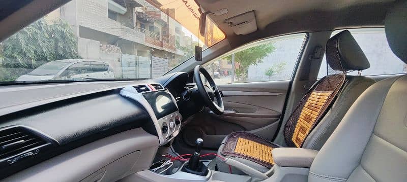 Honda City IVTEC 2018 4