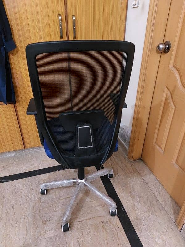 Imported comfortable  Chair for Sale 1