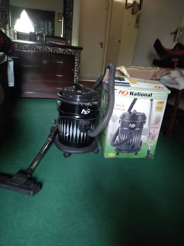 Vacuum Cleaner Heavy Duty Like New at Throw Away Price-03334239020 0