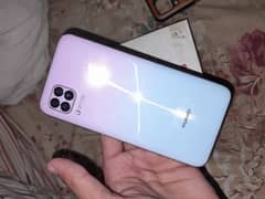 Huawei nova 7i 8 128 complete box 10 by 10 no any fault