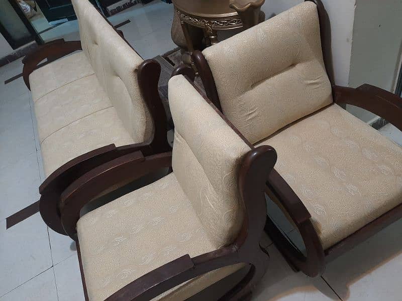 5-Seater Wooden Sofa Set for Sale – Like New Condition 3