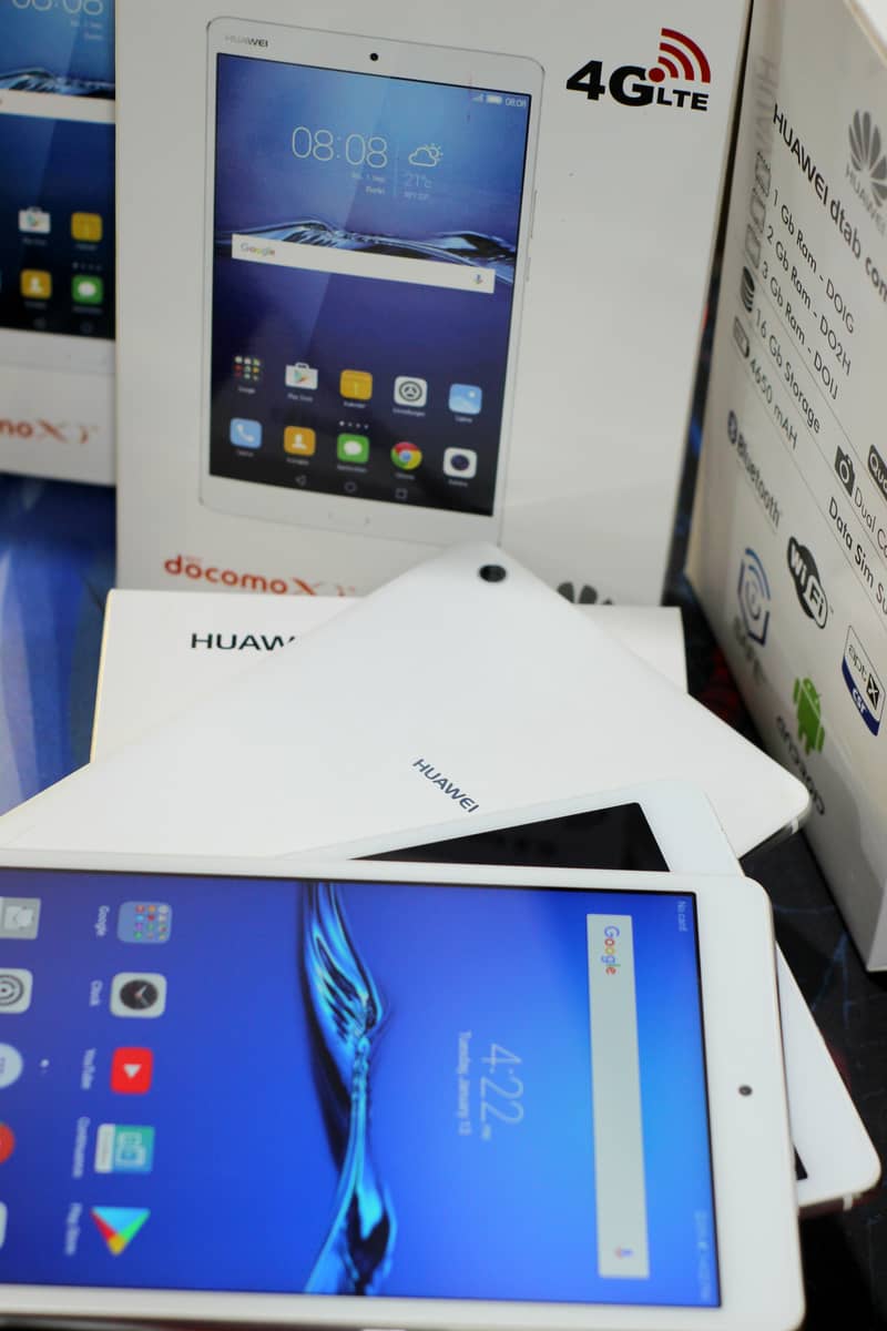 Huawei Gaming Tab 2GB RAM 16GB ROM mediapad M3 Lite S with box 4