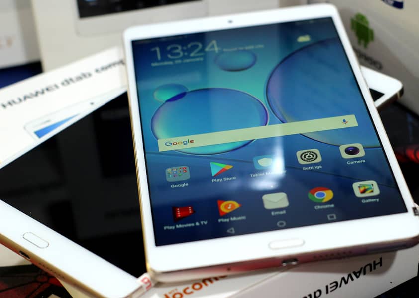Huawei Gaming Tab 2GB RAM 16GB ROM mediapad M3 Lite S with box 14