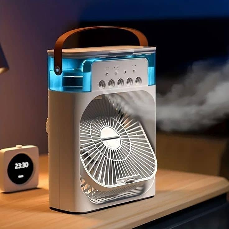 2 In 1 Multi-Functional Rechargeable Desktop Spray Fan With Humidifie 3