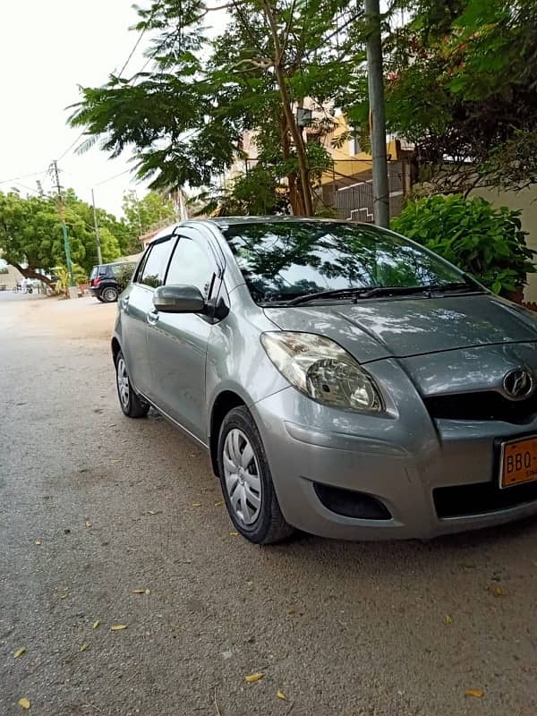 Toyota Vitz 2010 5