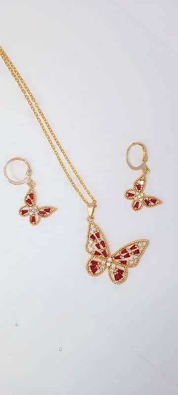 Beautiful butterfly necklace and studs pair, golden 0