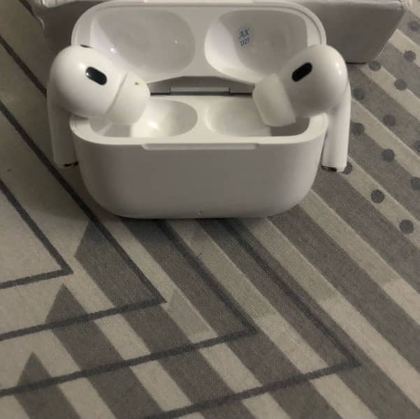 AIRPODS PRO 2 (WITH FREE SILICONE CASE) 3