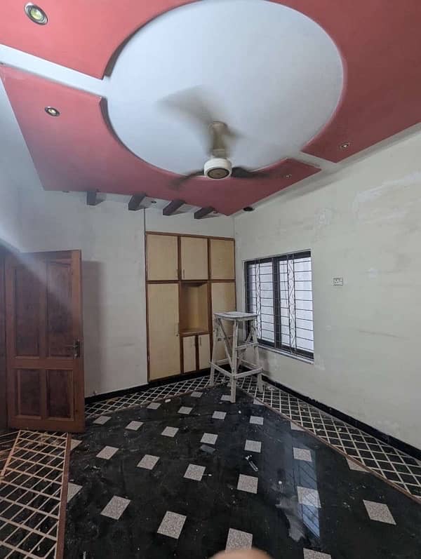 5 marla full house for rent in Johar town 3