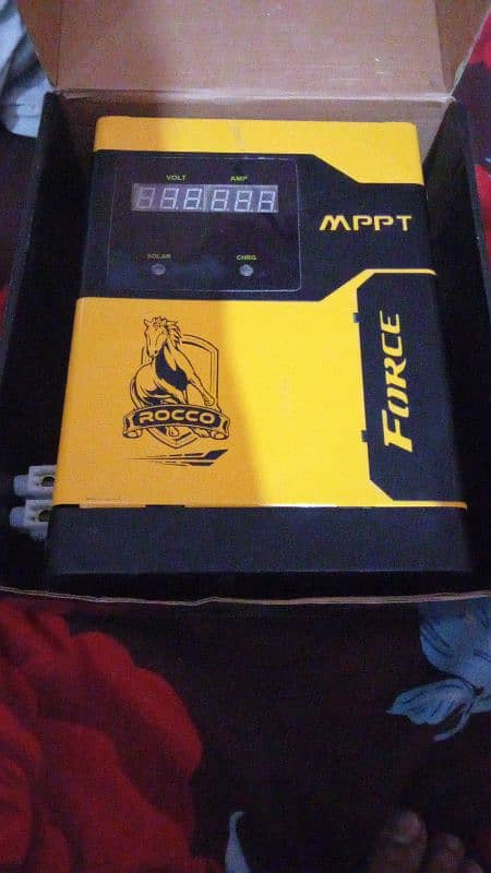 MPPT force company solar charge controller 60 amp condition 10/10 0