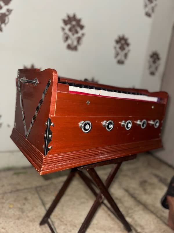 Indian harmonium 2