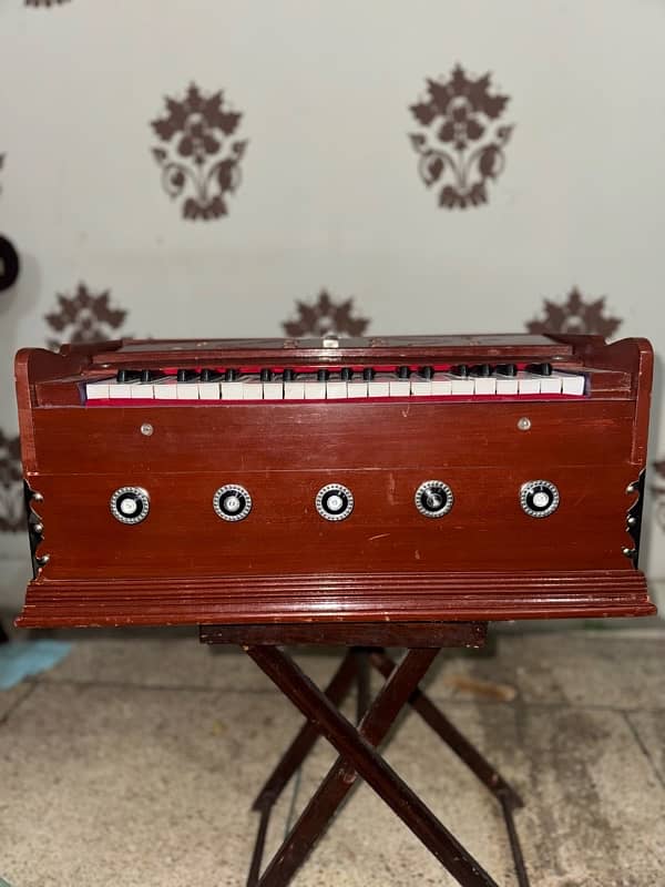 Indian harmonium 6