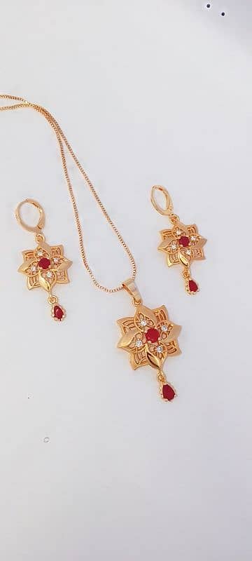 necklace pendant set Beautiful gold plated. 1