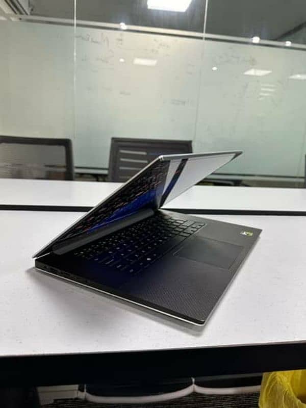 Dell XPS 15 Gaming Laptop 1