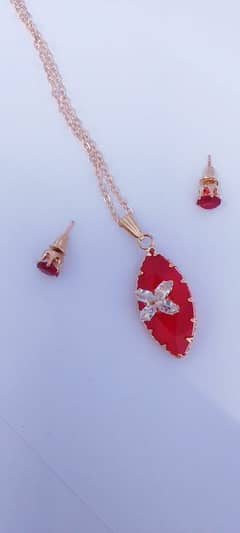 pendant stone necklace set.