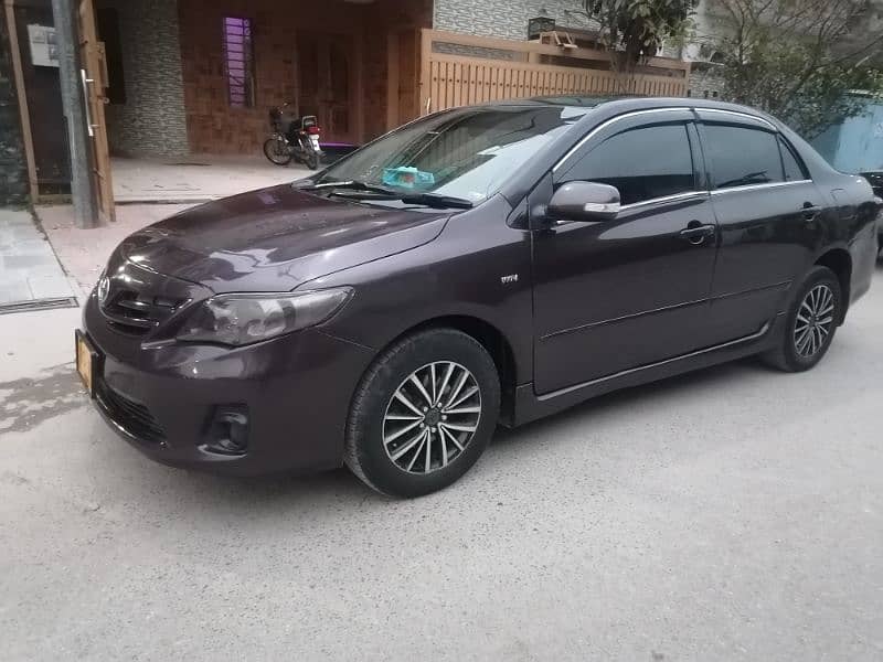 Toyota Corolla GLI 2013 1