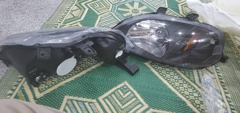 Honda Civic headlight 2000 model 6