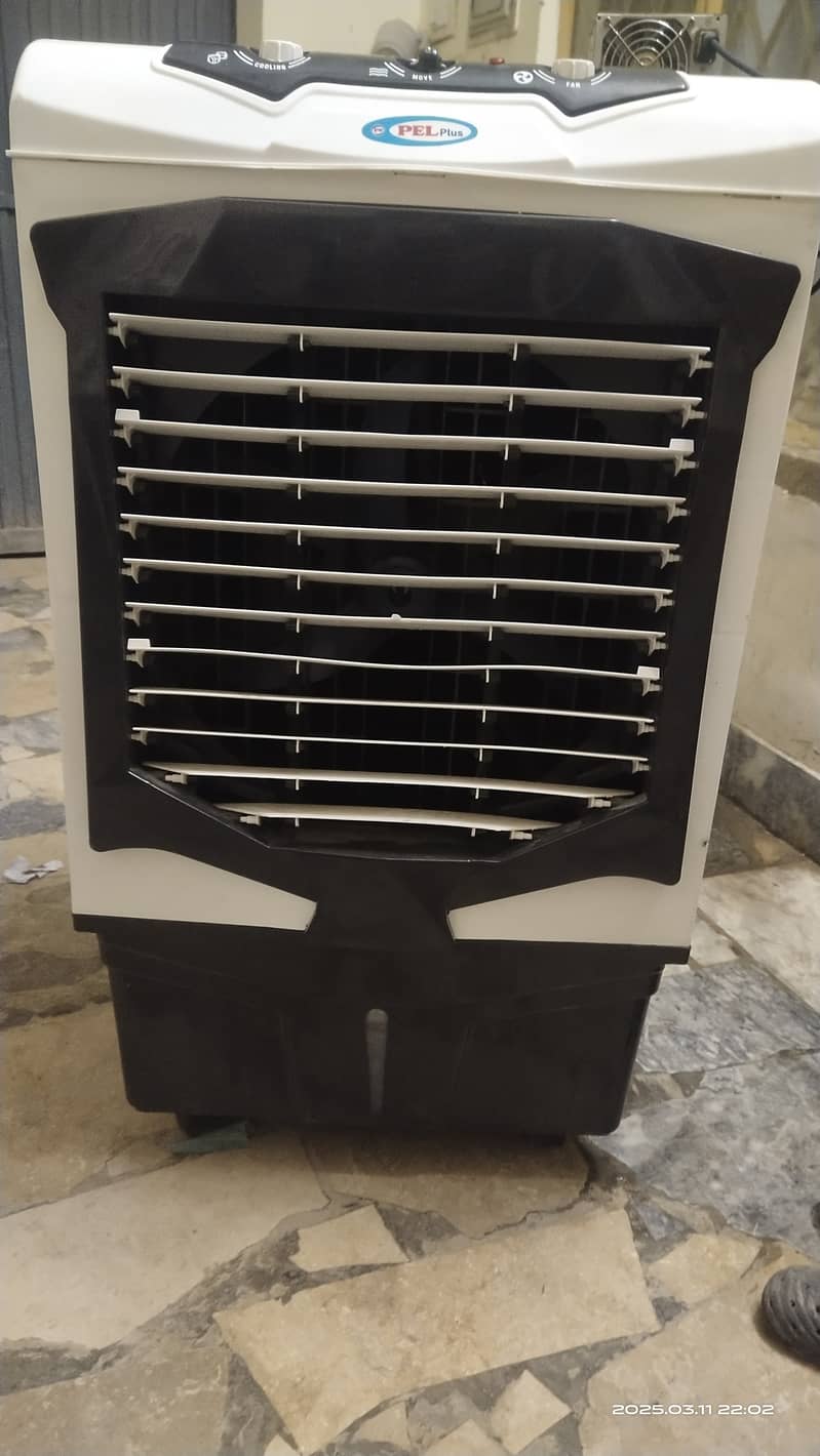 Solar Air-cooler Almost New 3