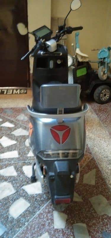 YADEA G5 ELECTRIC SCOOTER OR SCOOTY 03128150633 6